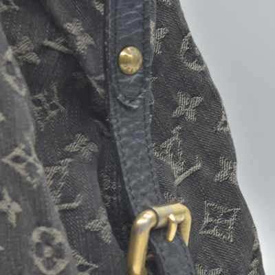 $1965 2007-2009  Louis Vuitton Denim Neo Cabby MM Black
