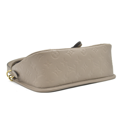 $3050 LOUIS VUITTON Empreinte Giant Monogram Diane Tourterelle Creme RFID