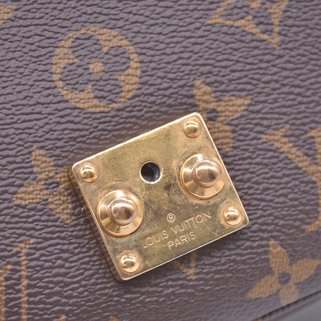 $3300 RFID Louis Vuitton East West Pochette Metis Monogram