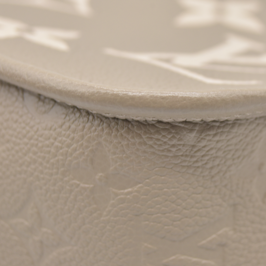 $3050 LOUIS VUITTON Empreinte Giant Monogram Diane Tourterelle Creme RFID