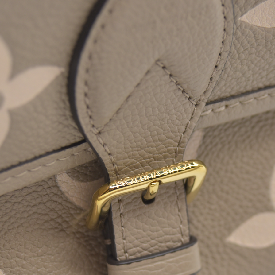 $3050 LOUIS VUITTON Empreinte Giant Monogram Diane Tourterelle Creme RFID
