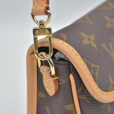 $2170 Louis Vuitton Monogram Nano Diane 10020445