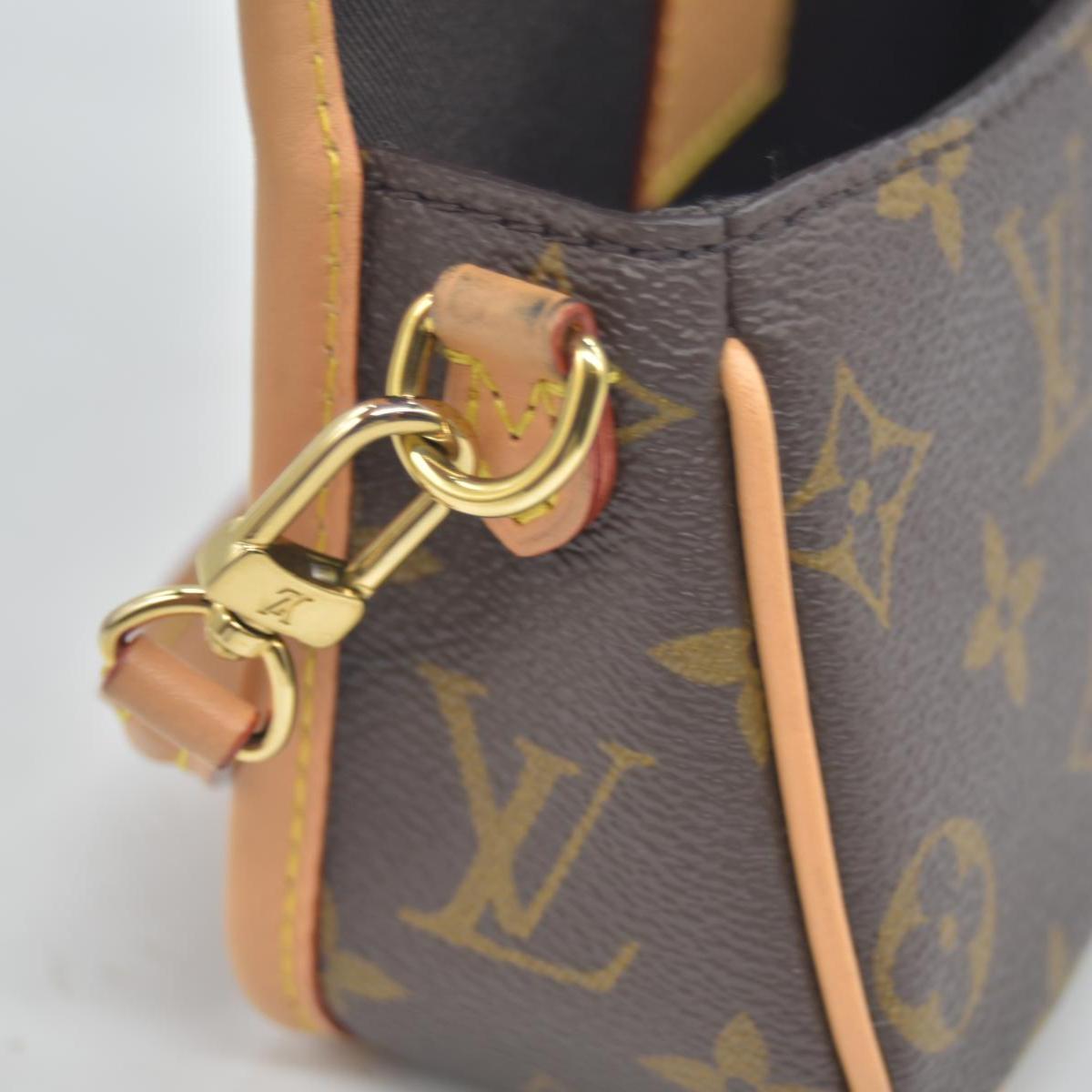 $2170 Louis Vuitton Monogram Nano Diane 10020445