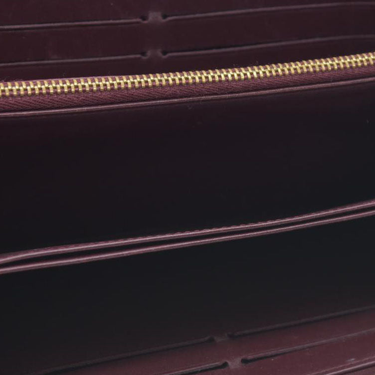 AUCTION $1030 Louis Vuitton  Vernis Zippy Wallet Rouge Fauviste SP2130