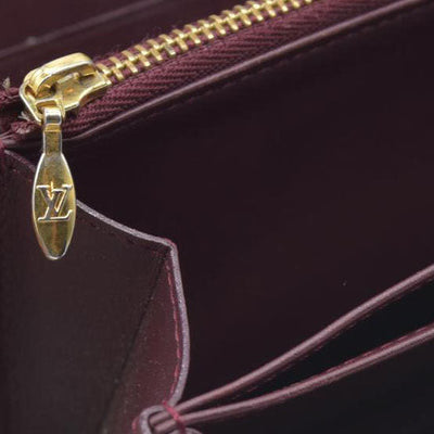 AUCTION $1030 Louis Vuitton  Vernis Zippy Wallet Rouge Fauviste SP2130