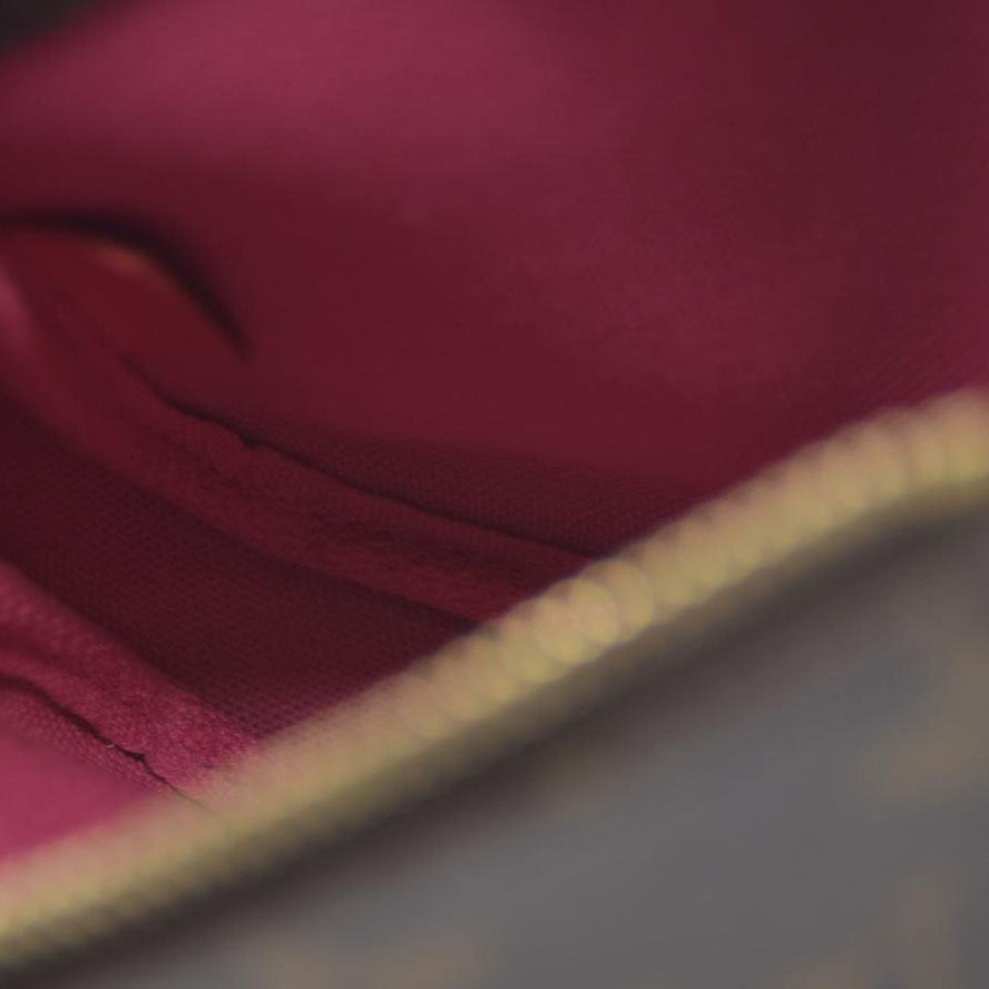 Louis Vuitton  Monogram 2020 Christmas Animation Roller Coaster Mini Pochette Accessories Pivoine