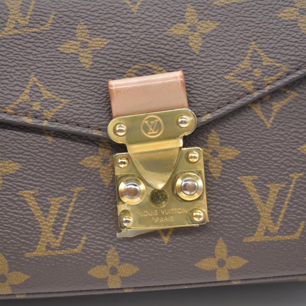 $3300 RFID Louis Vuitton Monogram Pochette Métis East West