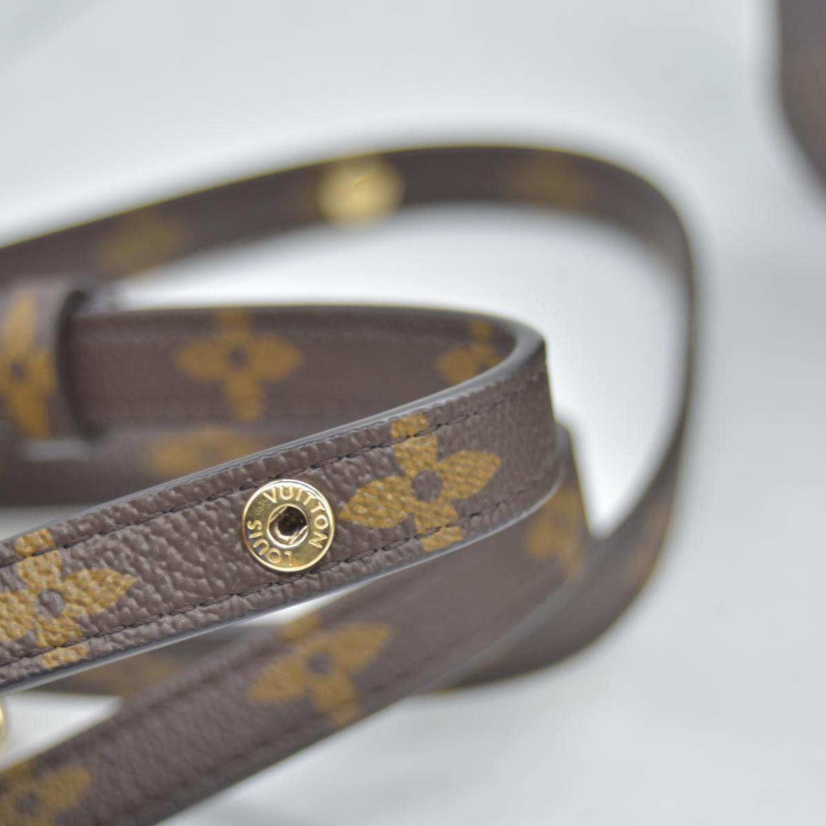 $3300 RFID Louis Vuitton Monogram Pochette Métis East West