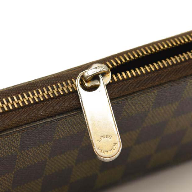 LOUIS VUITTON Damier Ebene Zippy Wallet