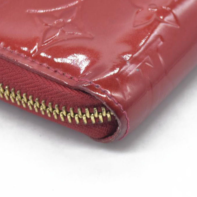 $970 Louis Vuitton Pomme d'Amour Monogram Vernis Zippy Wallet CONSIGNMENT