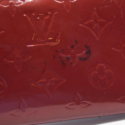 $970 Louis Vuitton Pomme d'Amour Monogram Vernis Zippy Wallet CONSIGNMENT