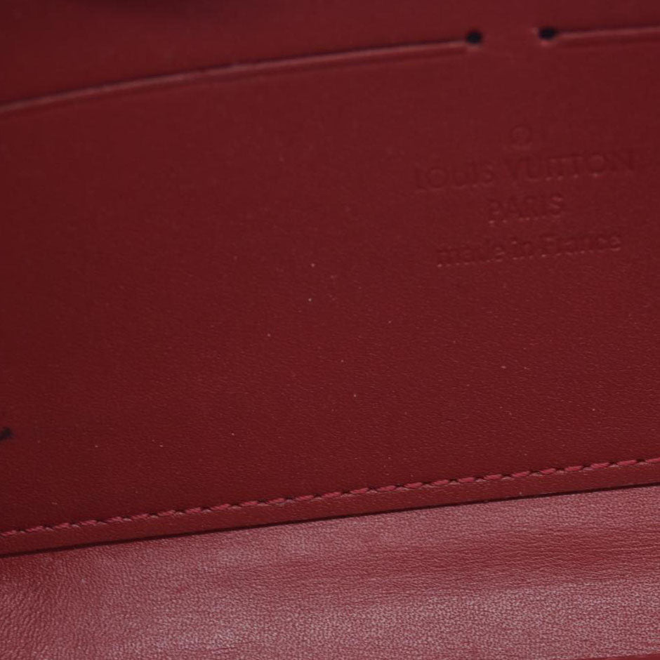 $970 Louis Vuitton Pomme d'Amour Monogram Vernis Zippy Wallet CONSIGNMENT