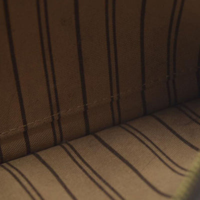 Louis Vuitton Monogram Neverfull MM GM Pochette