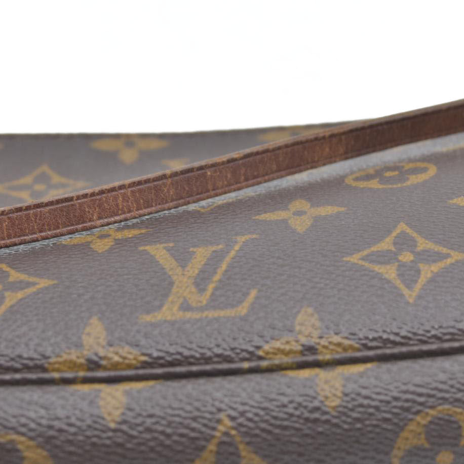 Louis Vuitton Monogram Pochette Accessories AR1010