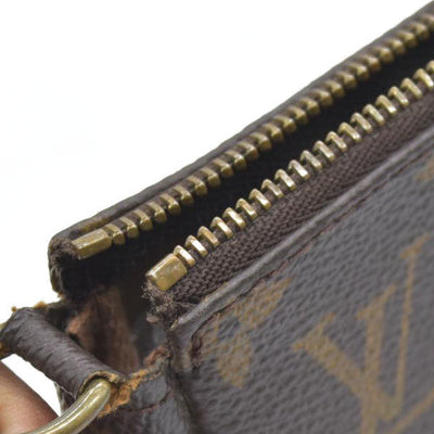 Louis Vuitton Monogram Pochette Accessories AR1010