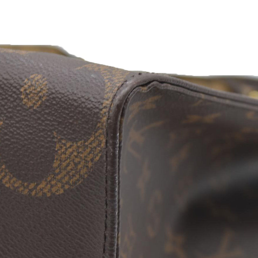 $3300 AUCTION Louis Vuitton Reverse Monogram Giant Onthego MM RFID