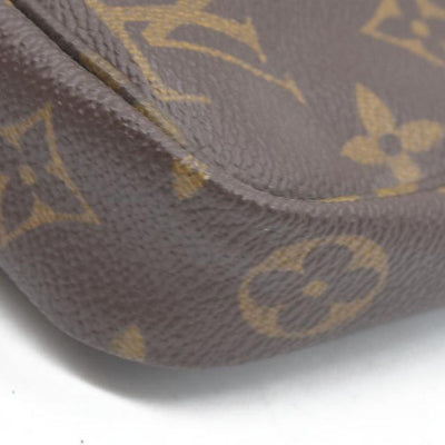$1660 Louis Vuitton Monogram Pochette Accessories SD0090