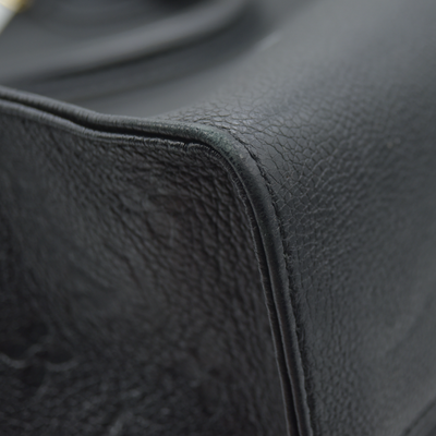 Louis Vuitton  Empreinte Monogram Giant Onthego MM Black RFID