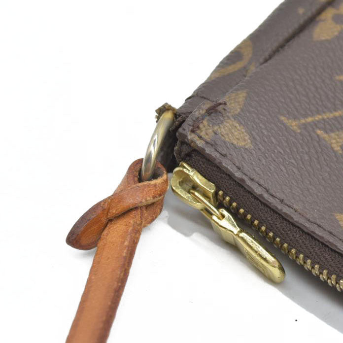 $1660 Louis Vuitton Monogram Pochette Accessories SD0090