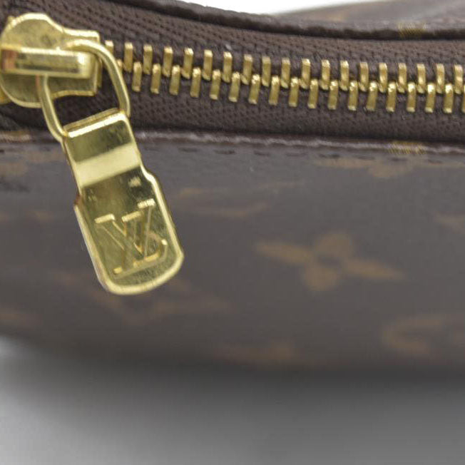 $1660 Louis Vuitton Monogram Pochette Accessories SD0090