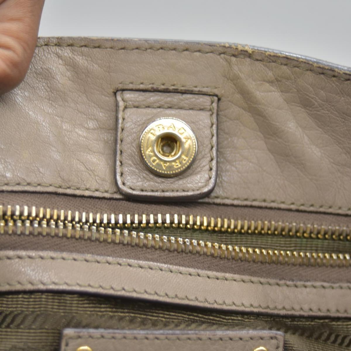 $3500 Prada Convertible Shopping Tote Vitello Daino Medium