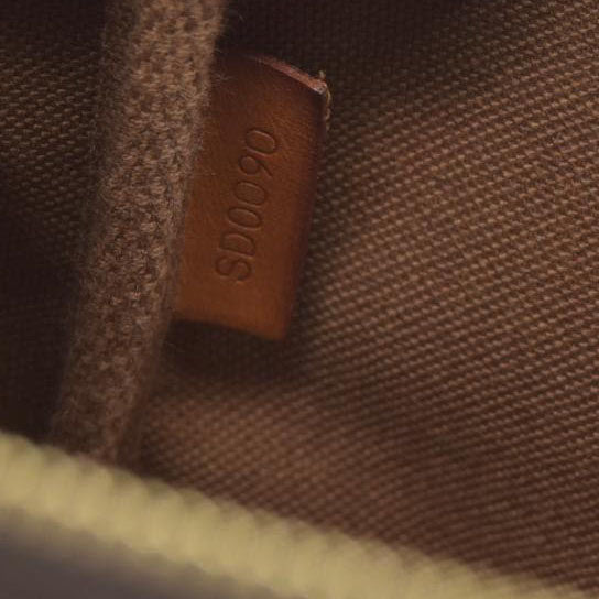 $1660 Louis Vuitton Monogram Pochette Accessories SD0090