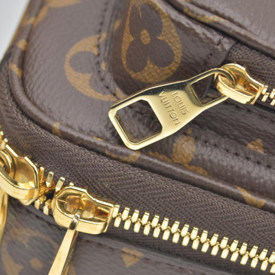 $3300 Louis Vuitton Monogram Utility Crossbody RFID