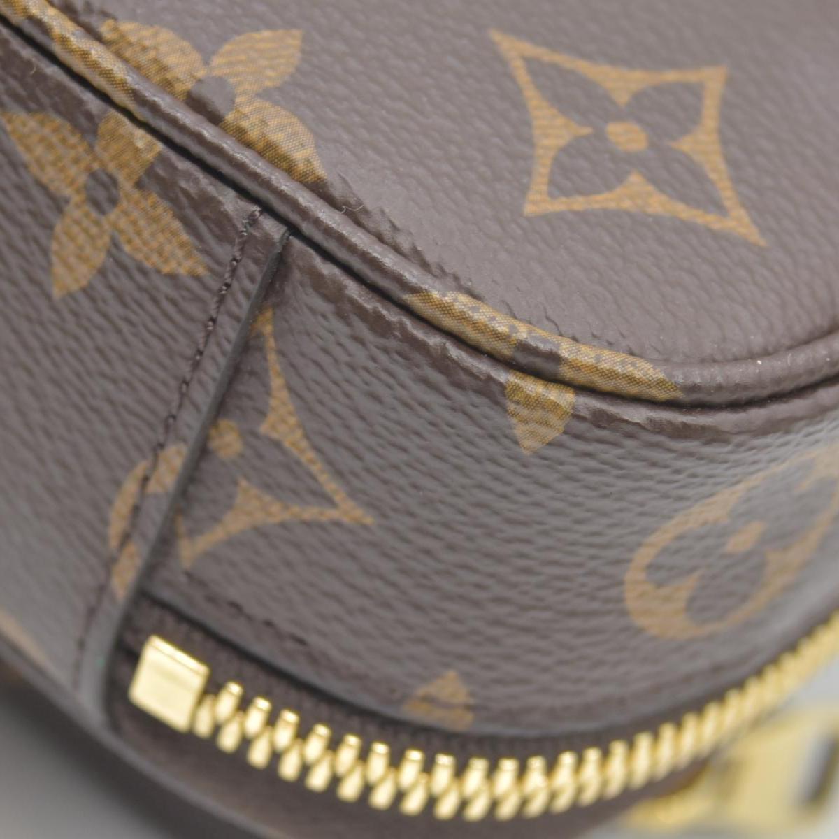 $3300 Louis Vuitton Monogram Utility Crossbody RFID