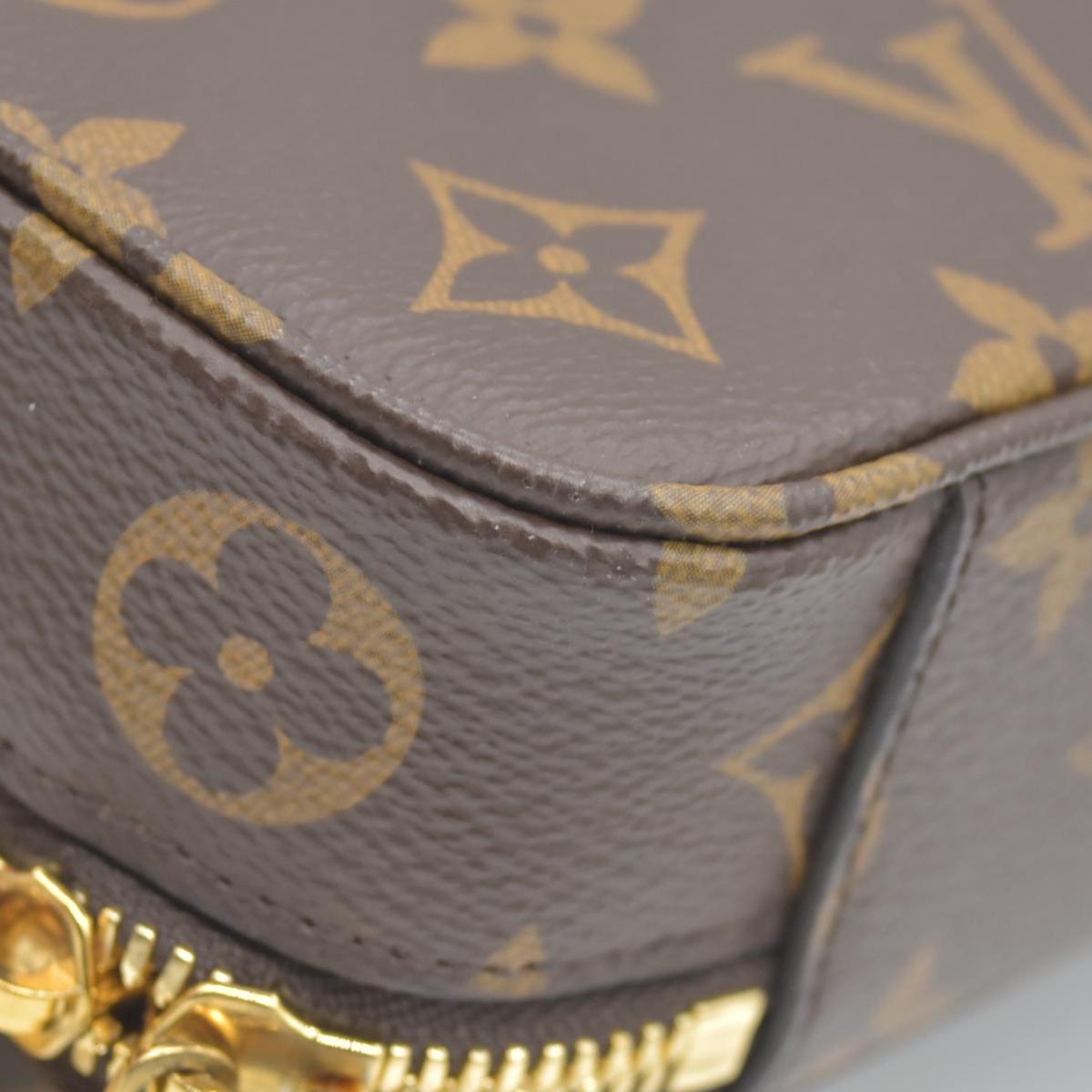 $3300 Louis Vuitton Monogram Utility Crossbody RFID