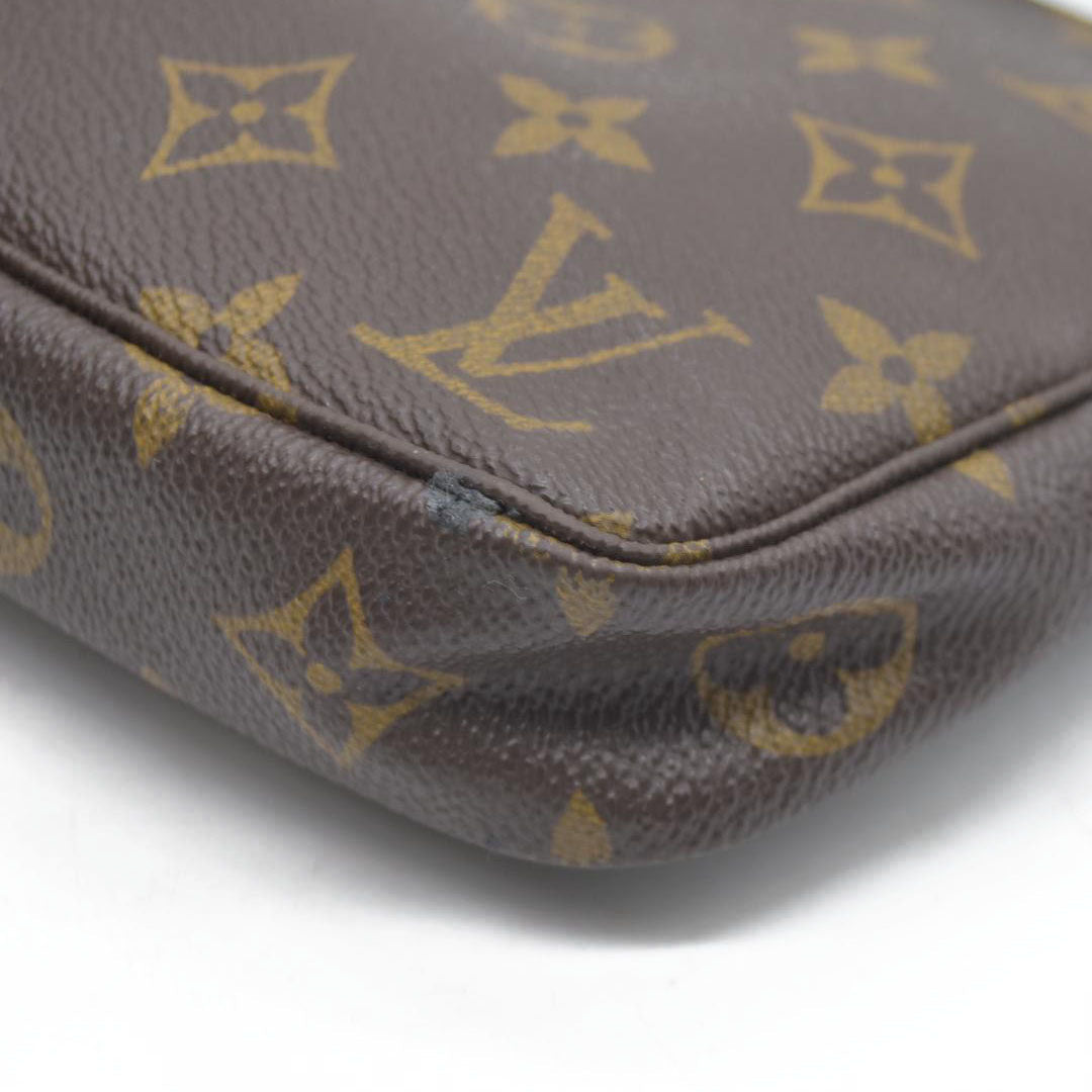 Louis Vuitton Monogram Pochette Accessories VI0050