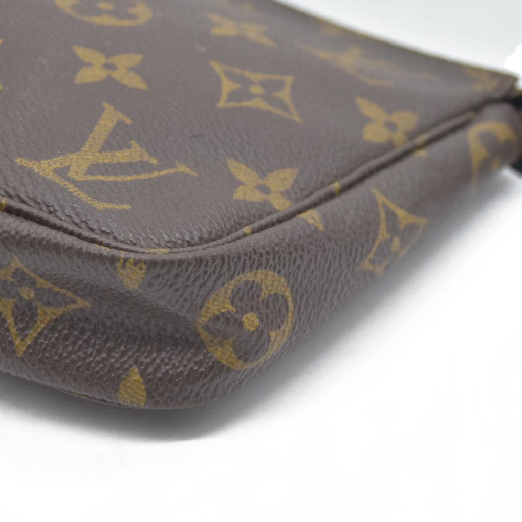 Louis Vuitton Monogram Pochette Accessories VI0050
