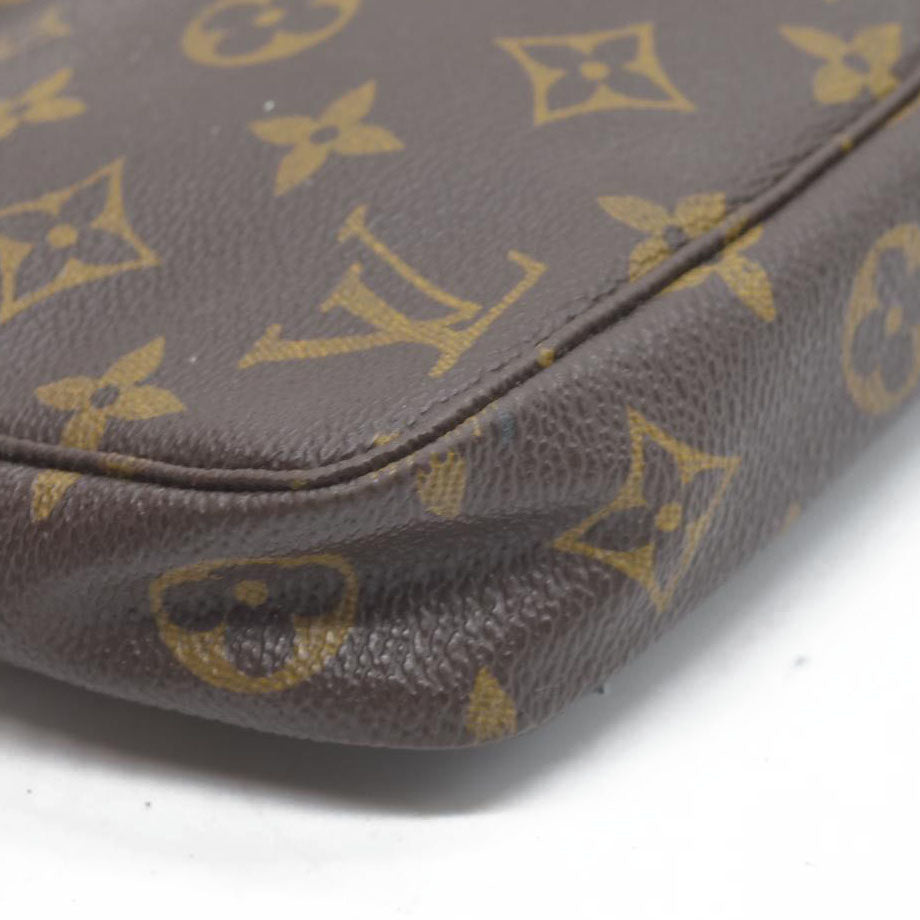 Louis Vuitton Monogram Pochette Accessories VI0050