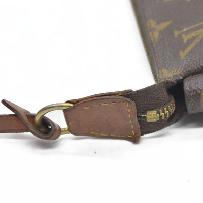 Louis Vuitton Monogram Pochette Accessories VI0050