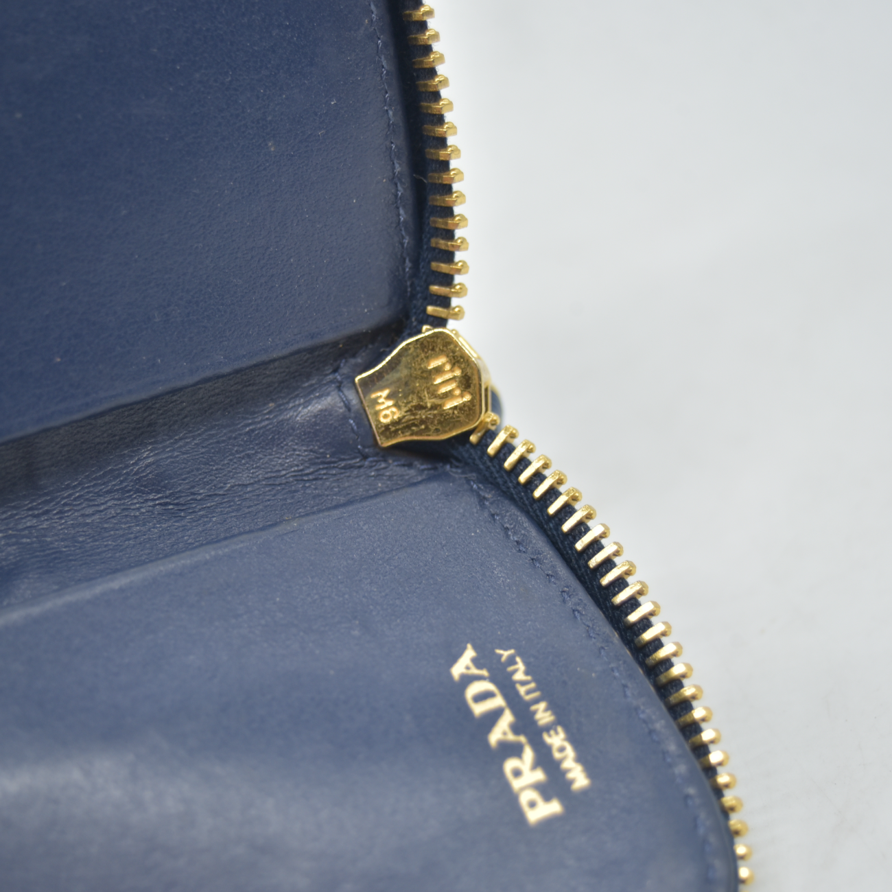 $460 Prada Saffiano Zip Around Key Holder Blue CONSIGNMENT