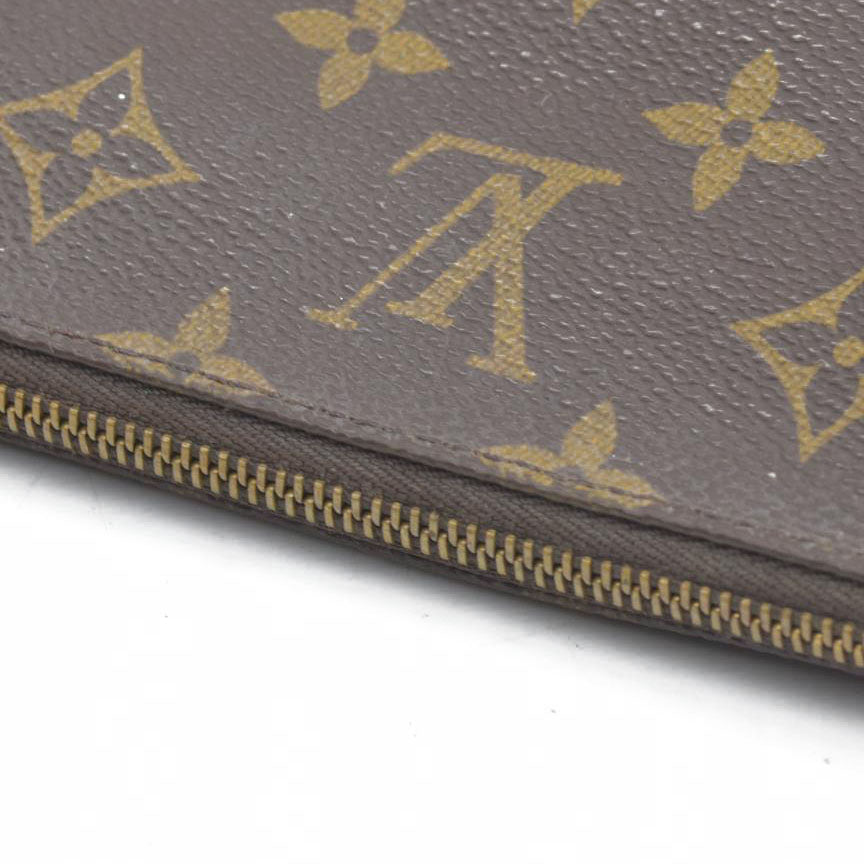 Louis Vuitton Monogram Pochette Accessories VI0050
