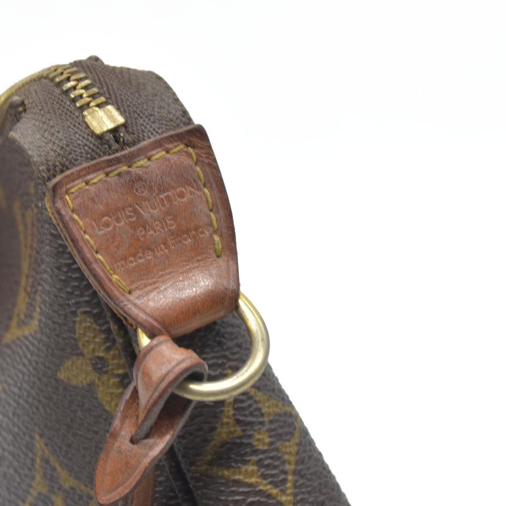 Louis Vuitton Monogram Pochette Accessories VI0050
