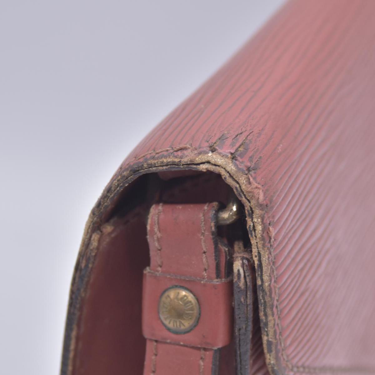 $1080 Louis Vuitton  Epi Leather Pochette Sellier Dragonne 26 10021254