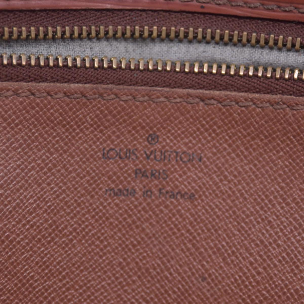$1080 Louis Vuitton  Epi Leather Pochette Sellier Dragonne 26 10021254