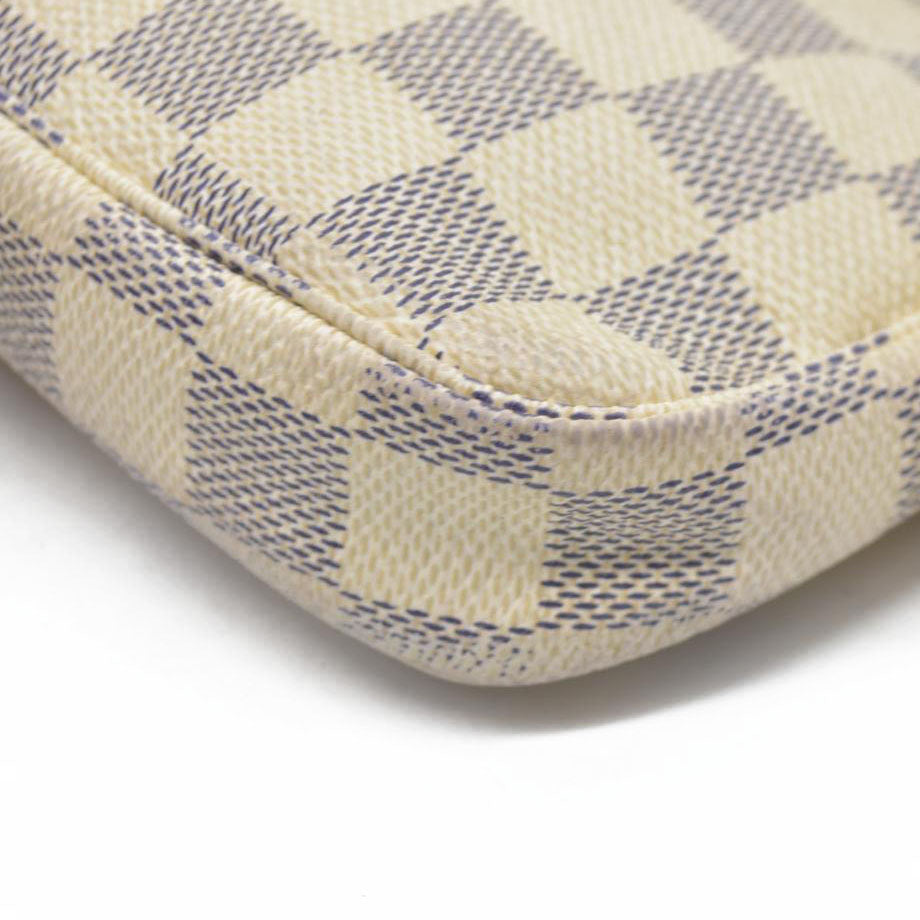 $825 Louis Vuitton  Damier Azur Mini Pochette Accessories FL0027
