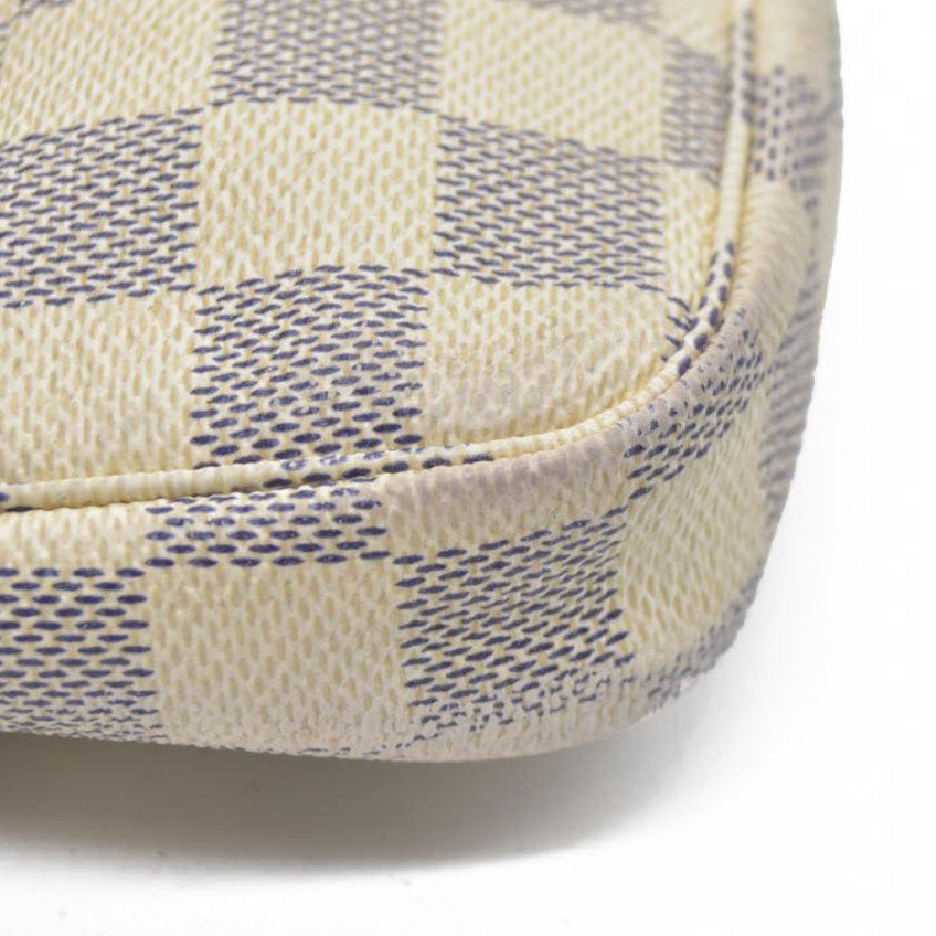 $825 Louis Vuitton  Damier Azur Mini Pochette Accessories FL0027