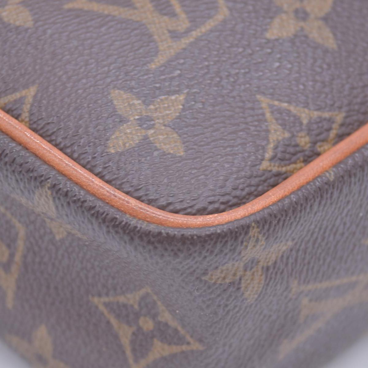 $680 Louis Vuitton Monogram Compiegne 23 Toiletries 10021253