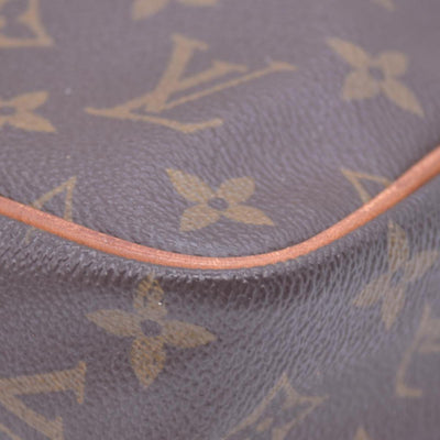$680 Louis Vuitton Monogram Compiegne 23 Toiletries 10021253