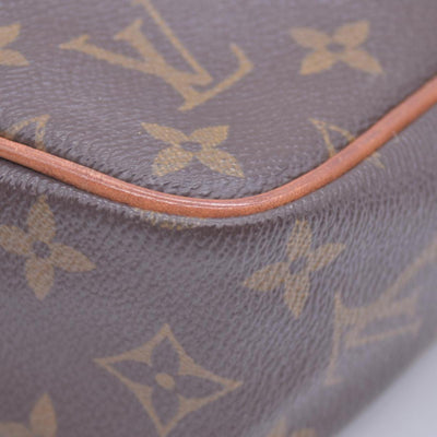 $680 Louis Vuitton Monogram Compiegne 23 Toiletries 10021253