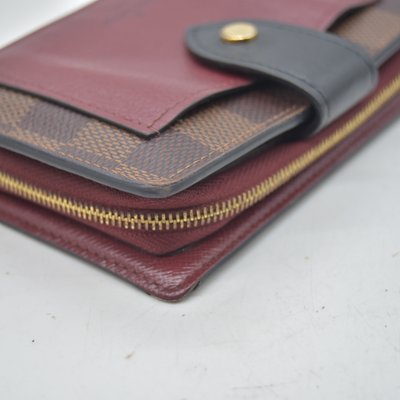 $770 Louis Vuitton Damier Ebene Bordeaux Juliette Wallet Red CONSIGNMENT