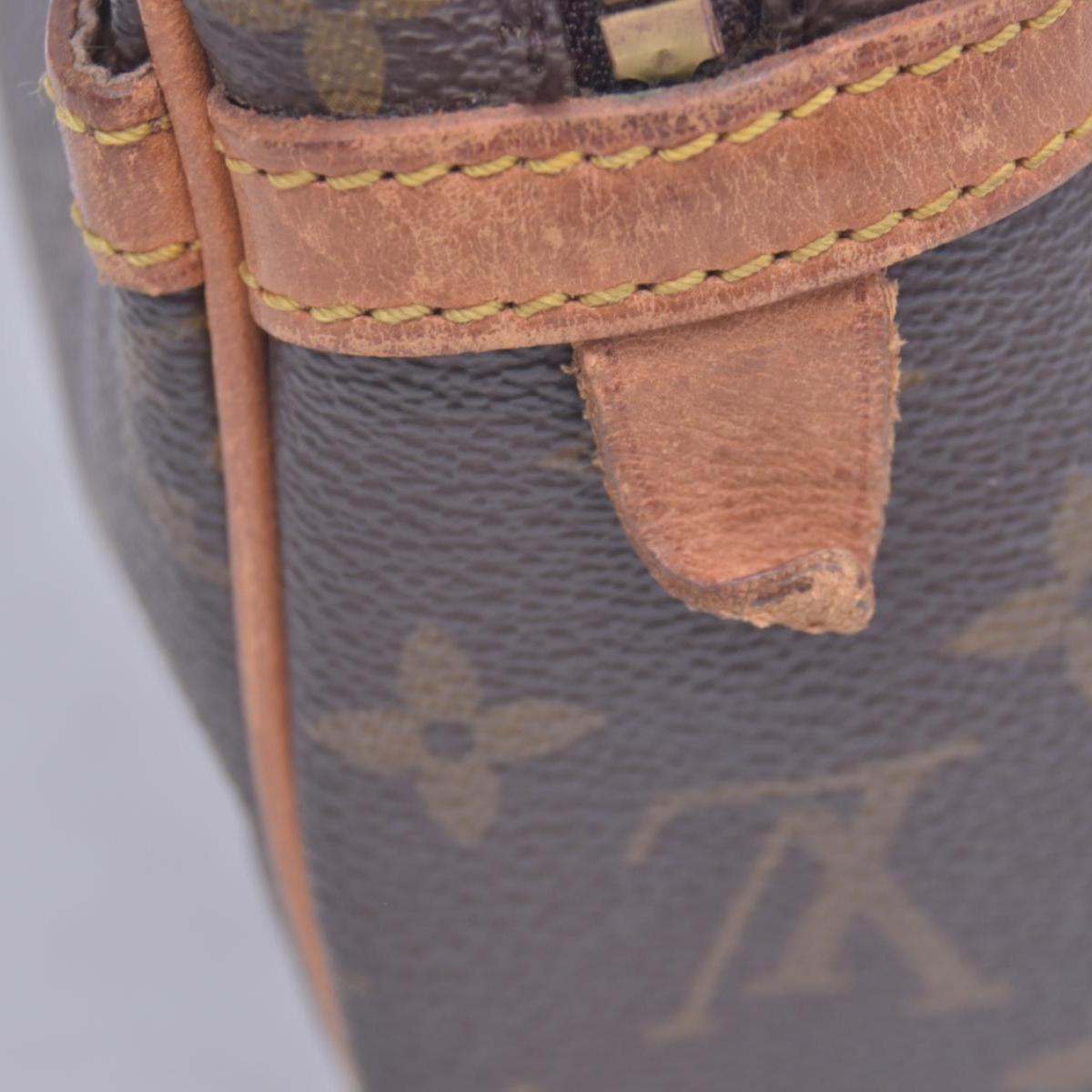 $680 Louis Vuitton Monogram Compiegne 23 Toiletries 10021253
