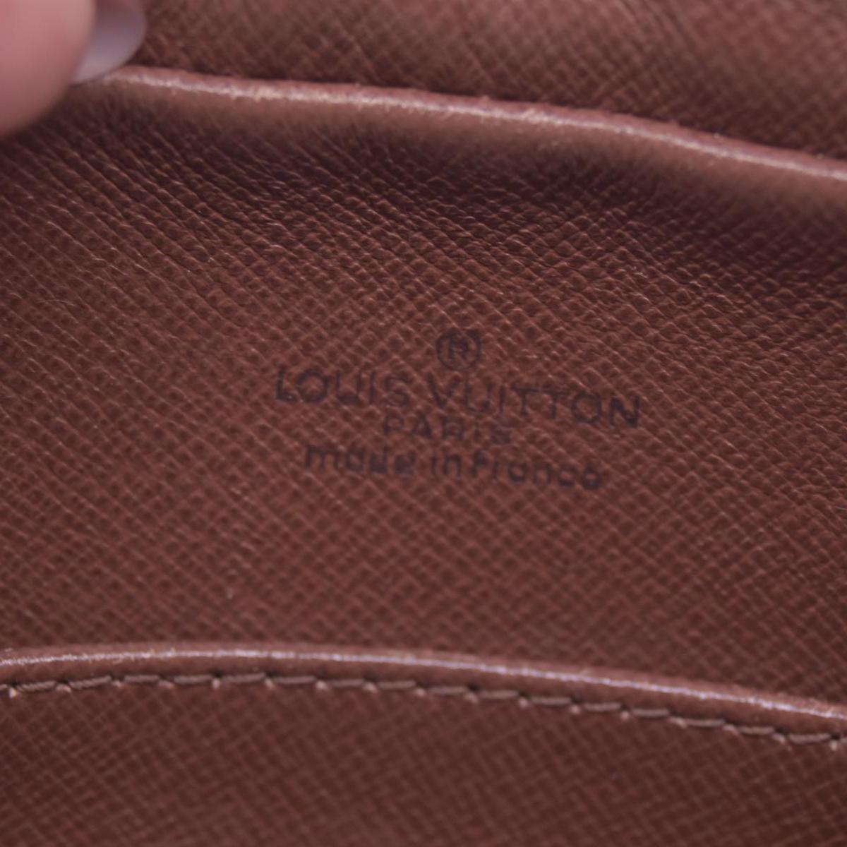 $680 Louis Vuitton Monogram Compiegne 23 Toiletries 10021253
