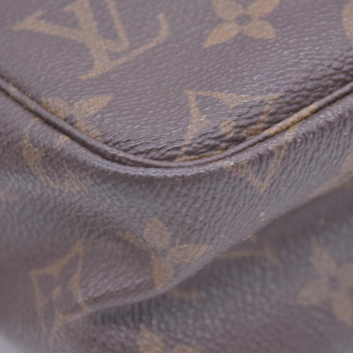 $620 1982 Louis Vuitton Monogram Trousse Toilette 23 872NO 10021252