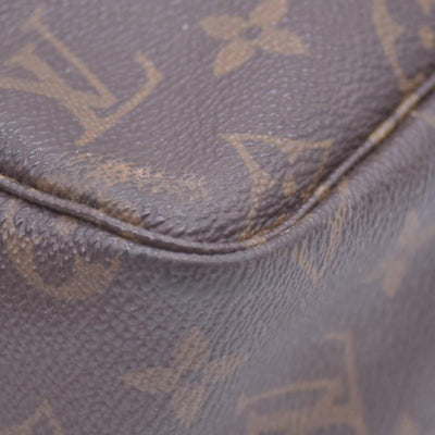 $620 1982 Louis Vuitton Monogram Trousse Toilette 23 872NO 10021252