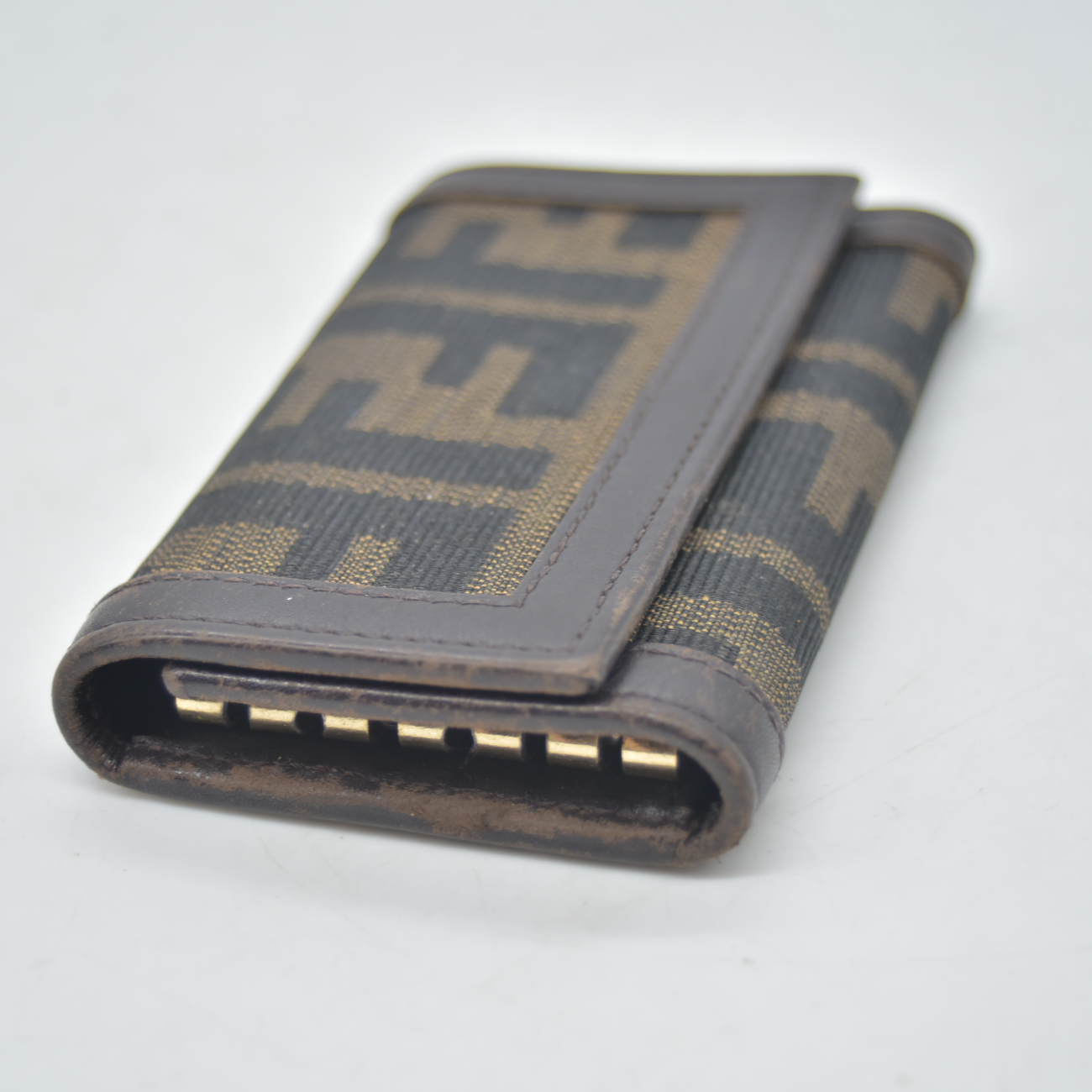 $390 Fendi Logo F 6 Key Holder CONSIGNMENT