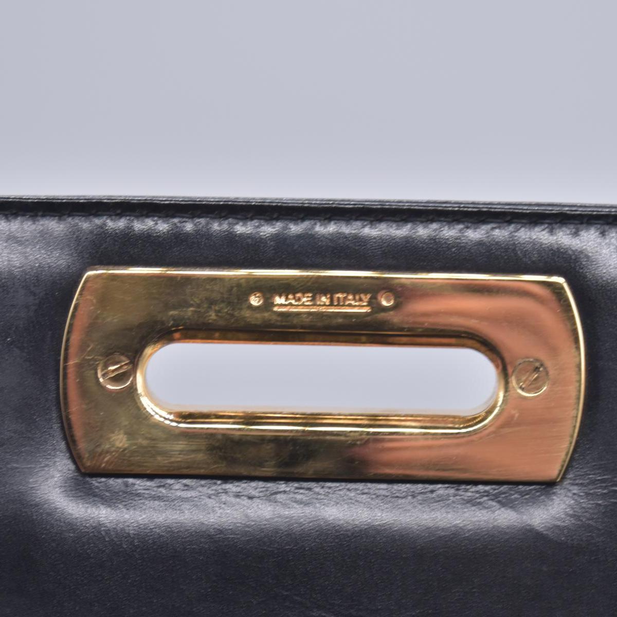 $1450 SALVATORE FERRAGAMO Smooth Calfskin Gancini Top Handle Bag CONSIGNMENT 10021181